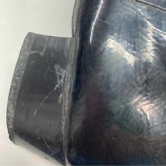 Vintage Linda’s Two Buckle Black Shoes SZ 7.5 with 1 inch Heel - Picture 12 of 16